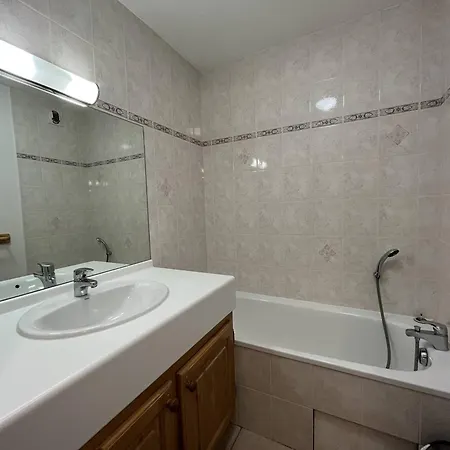 Apartment Cosy 3 Pieces, 6 Pers, Balcon, Proche Pistes Et Centre, Animaux Admis - Fr-1-757-106 *